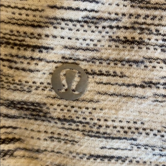 Lululemon long sleeve size 6 heathered - Picture 3 of 4